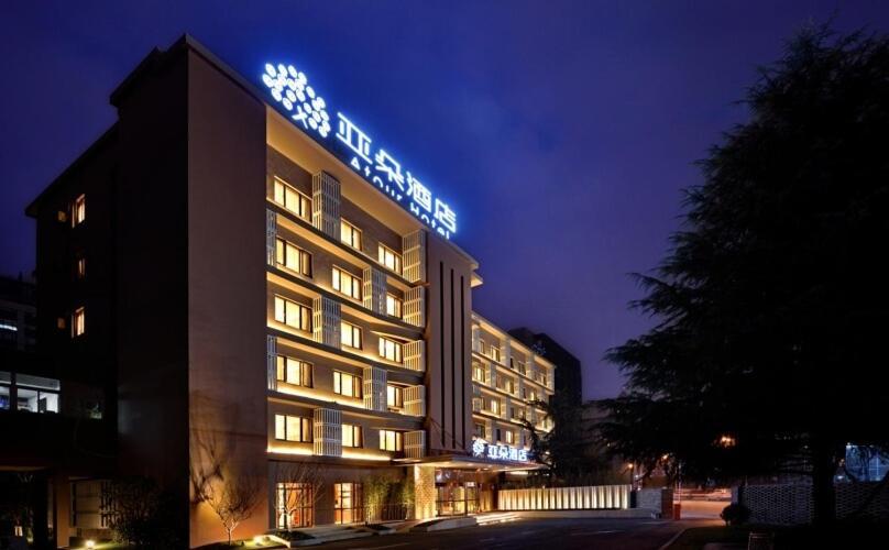 Atour Hotel Hangzhou Huanglong Bagian luar foto